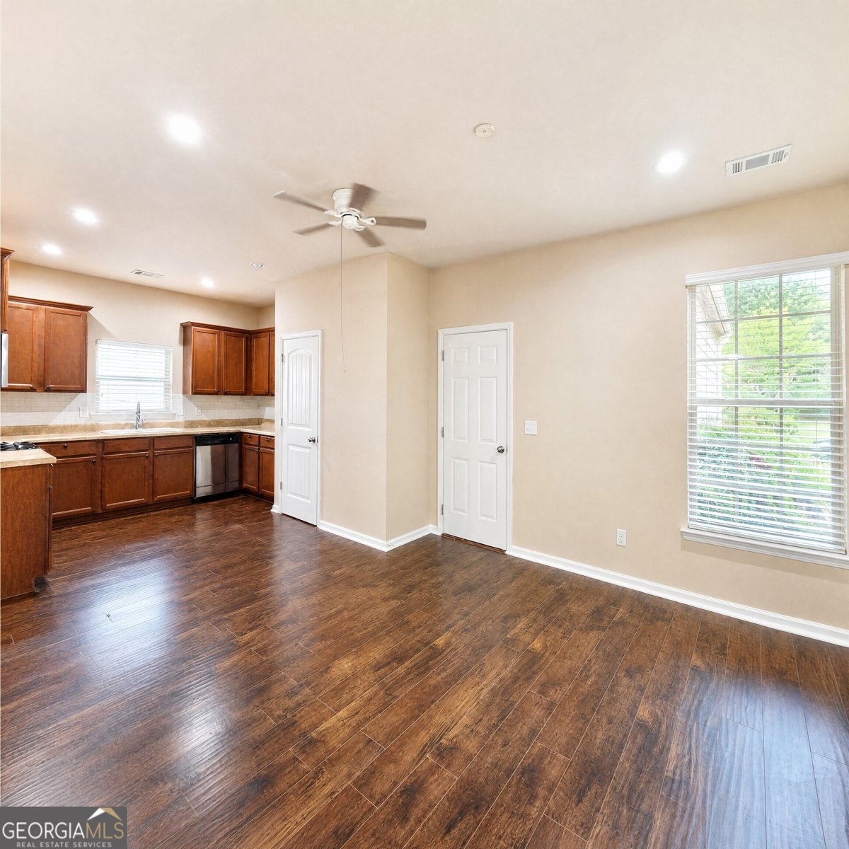 237 River Meadow Drive Lagrange - Photo 11