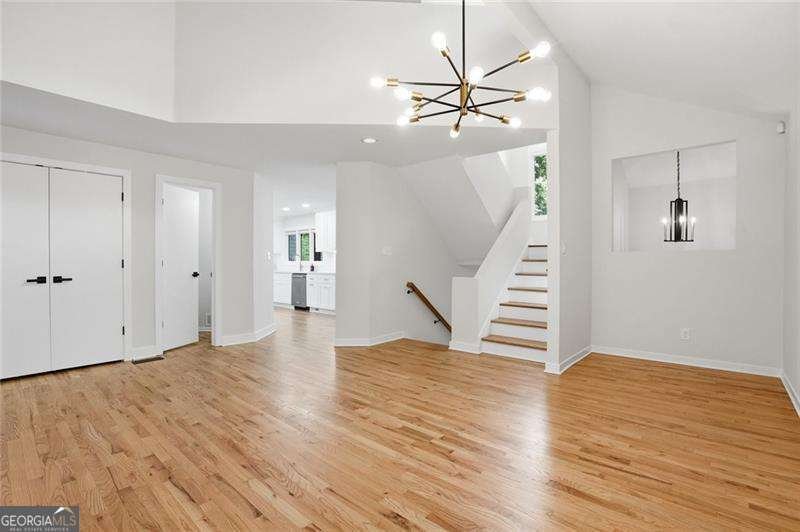 10210 Kinross Road Roswell - Photo 10