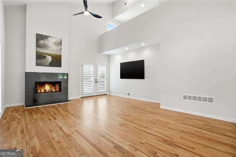10210 Kinross Road Roswell - Photo 8