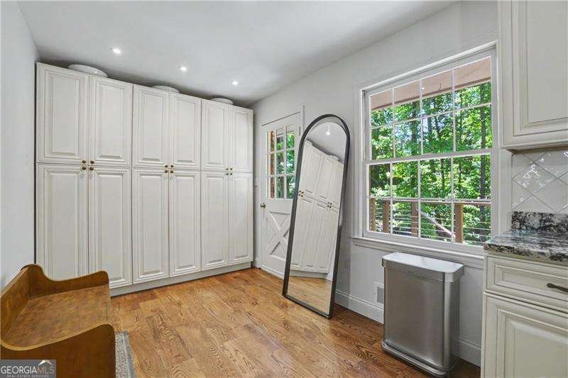 5637 Pinedale Circle Buford - Photo 10