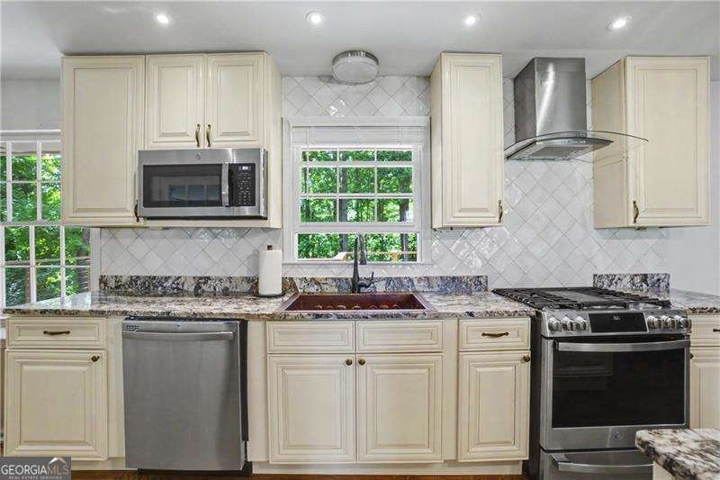 5637 Pinedale Circle Buford - Photo 8