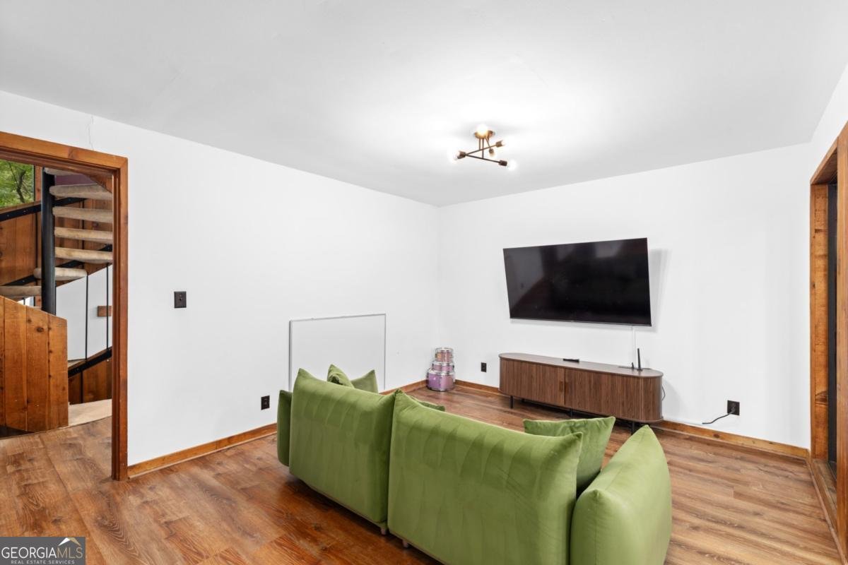 1080 Martin Ridge Road Roswell - Photo 18