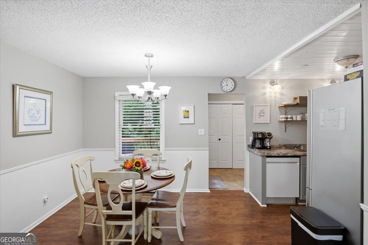 207 Springdale Court Macon - Photo 10