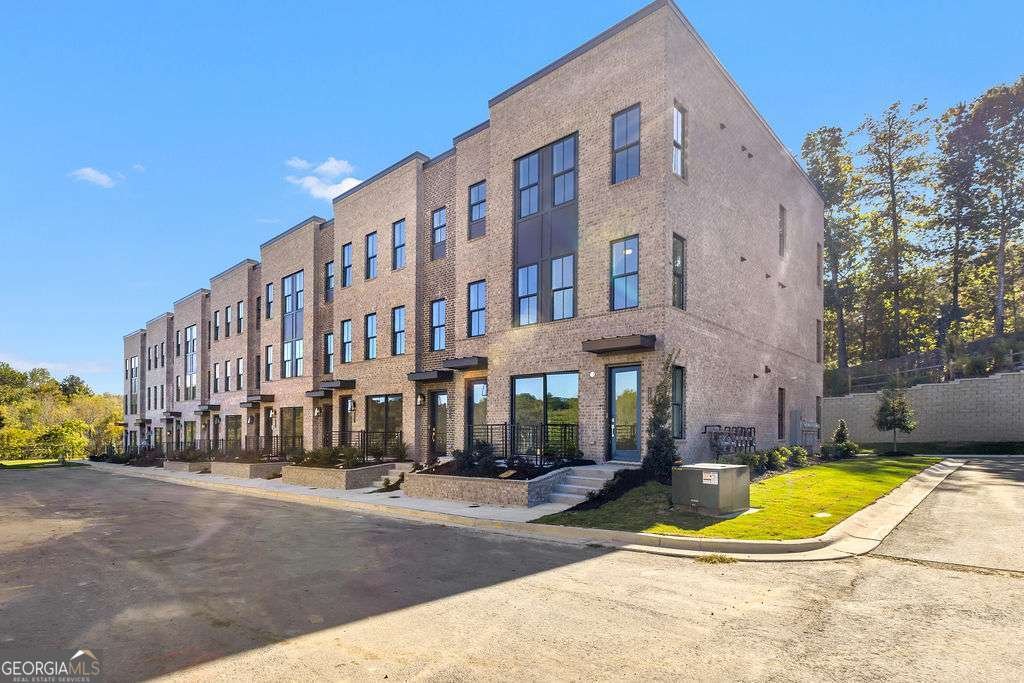 734 Urban Grange Way Suwanee - Photo 24