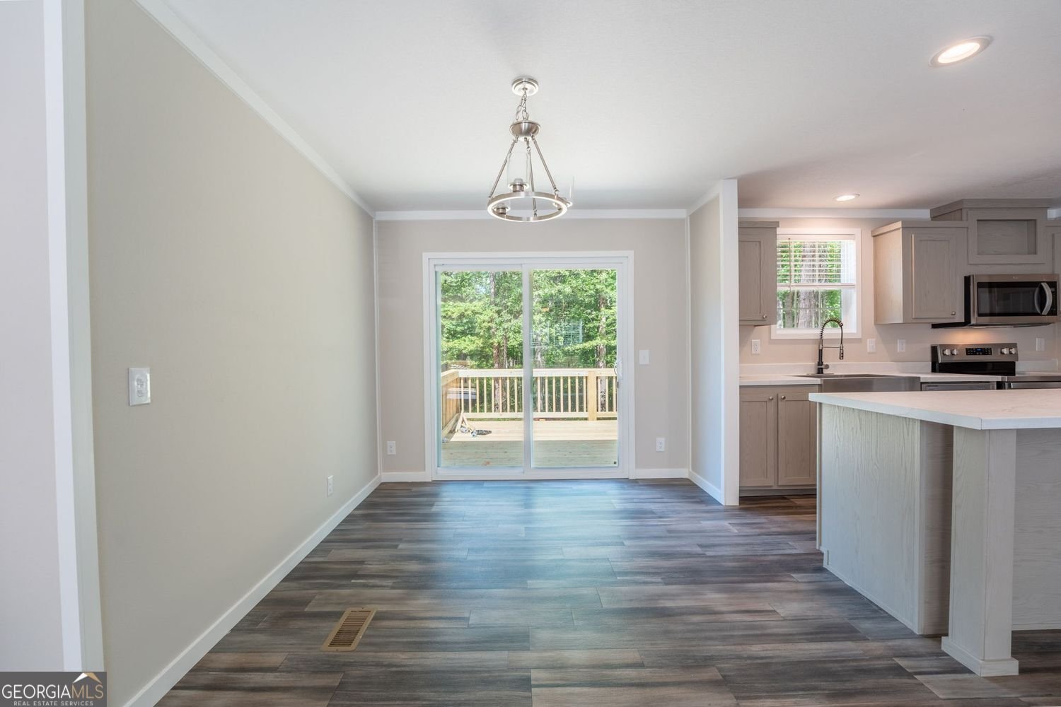 734 Hollywood Church Road Clarkesville - Photo 12