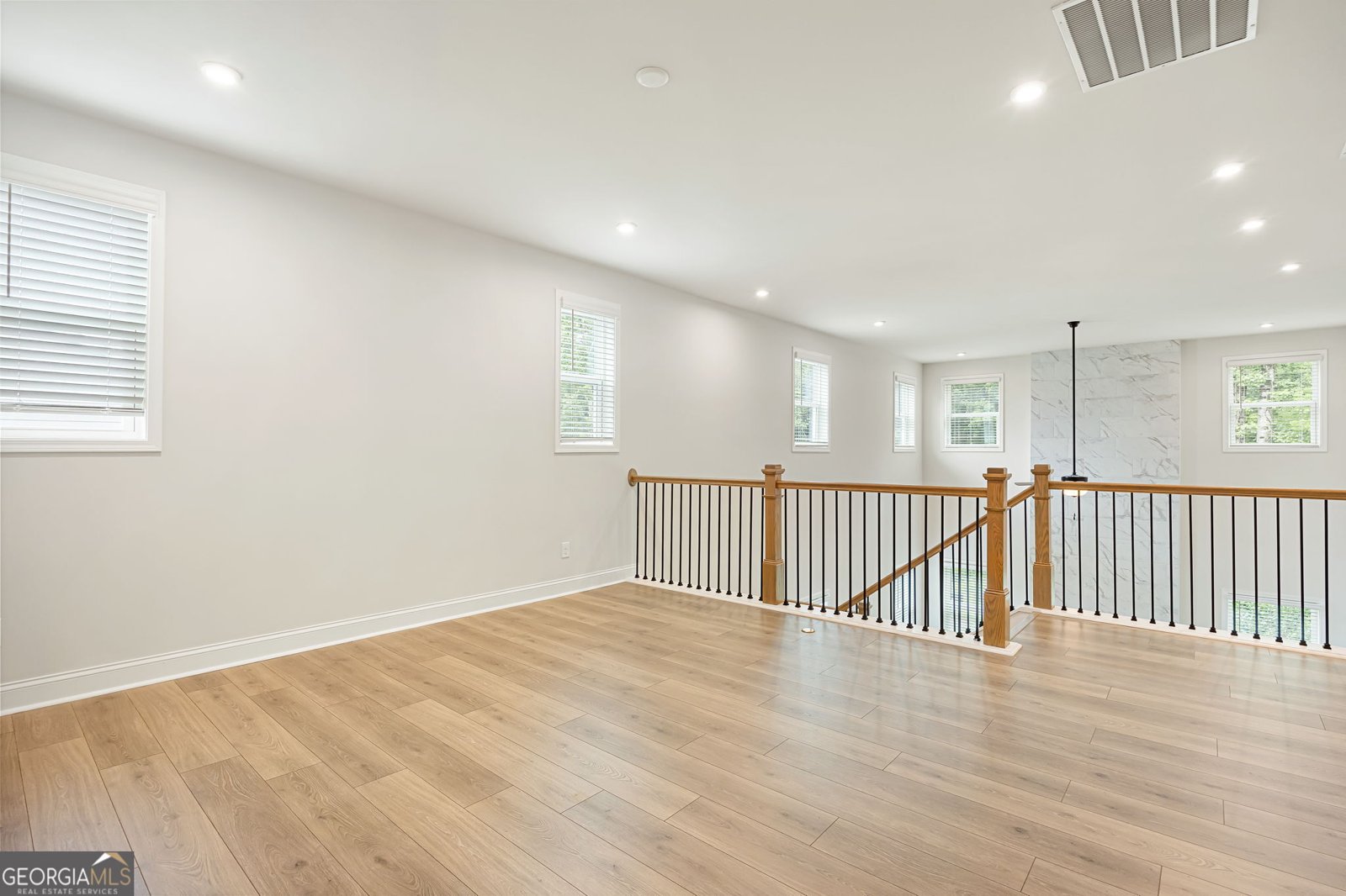 764 Clifftop Crossing Powder Springs - Photo 32
