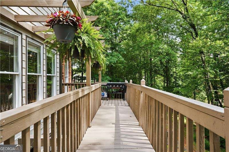 1136 Mossy Rock Road Kennesaw - Photo 30