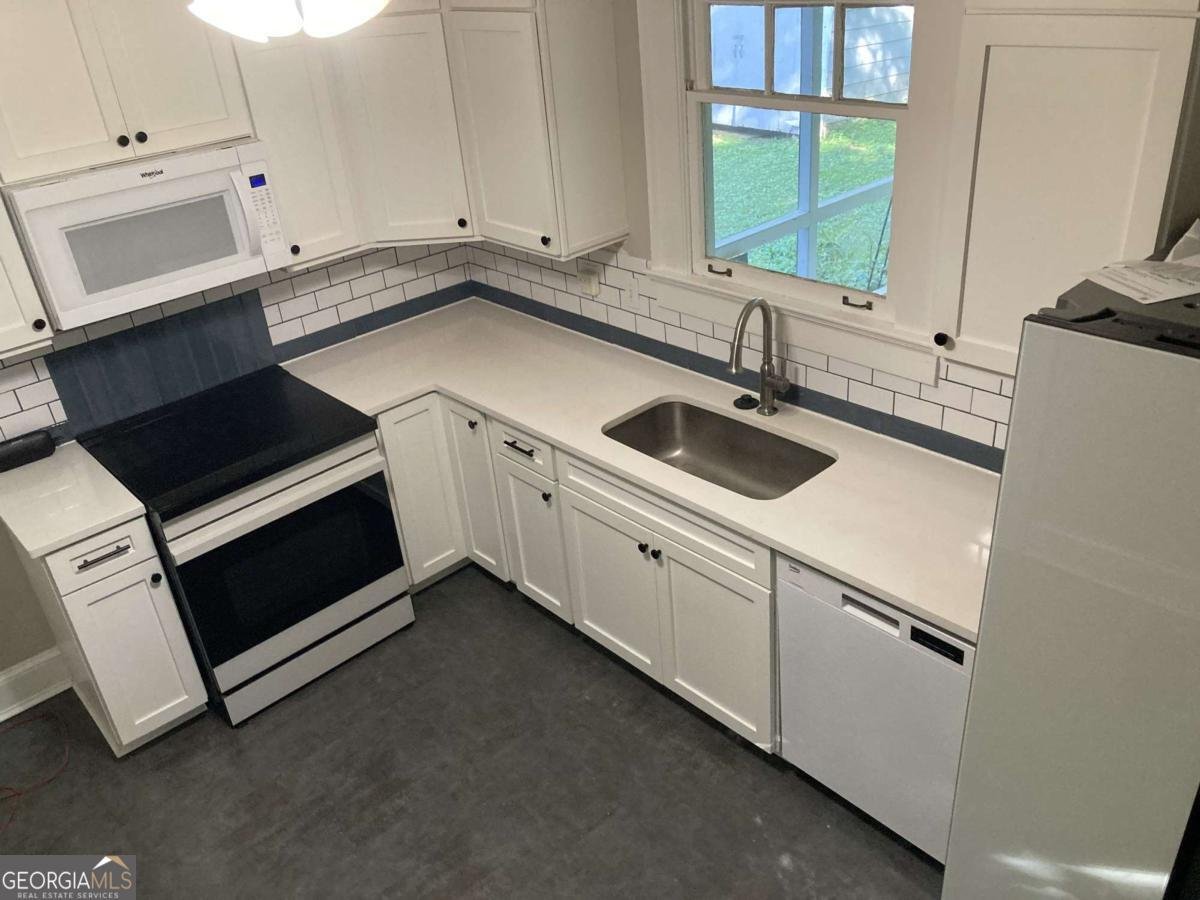 211 Greenwood Circle Decatur - Photo 14