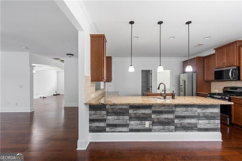 2080 Redbarn Court Cumming - Photo 13
