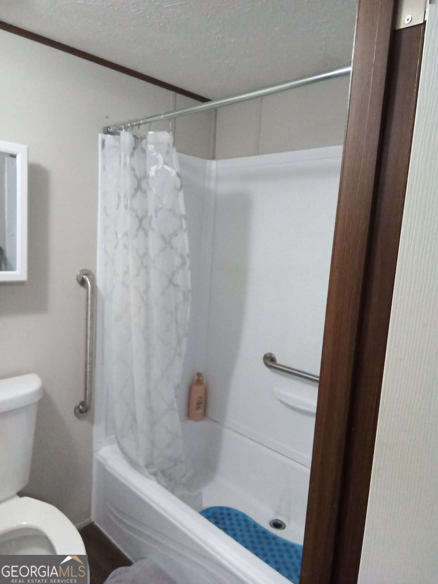 445 Saint Charles Drive East Dublin - Photo 7