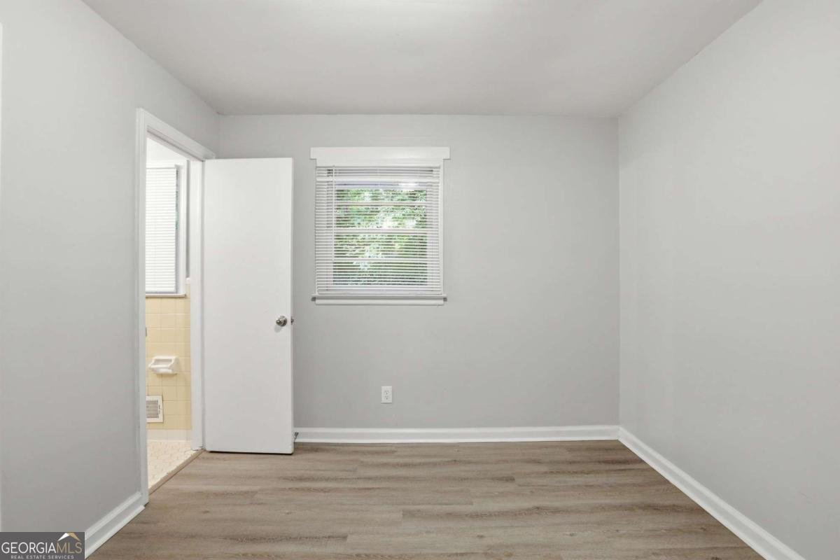 919 Green Valley Road Mableton - Photo 12
