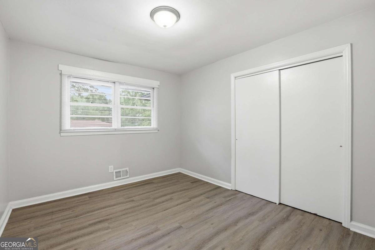 919 Green Valley Road Mableton - Photo 16