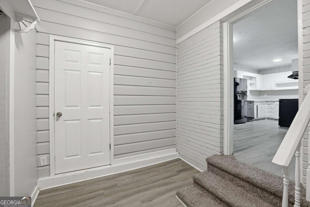 919 Green Valley Road Mableton - Photo 18