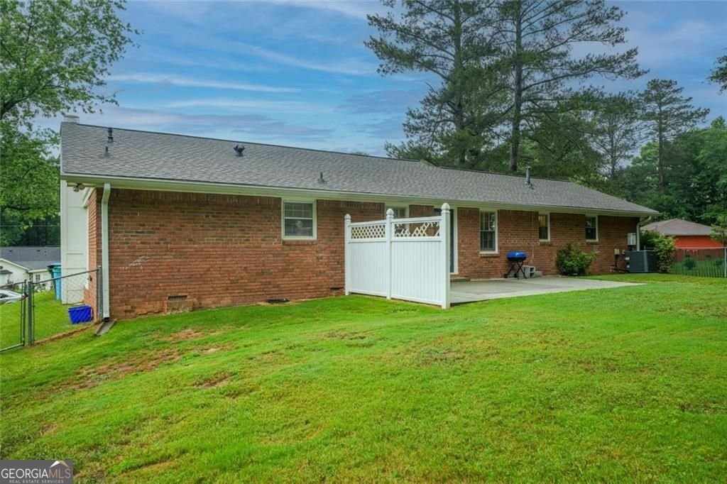 2168 Cannon Hill Road Lilburn - Photo 32