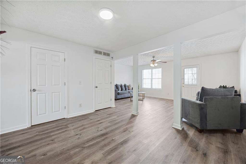 5547 Strathmoor Manor Circle Lithonia - Photo 7