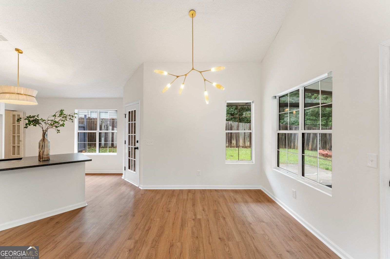 2194 Tyrone Court Marietta - Photo 11