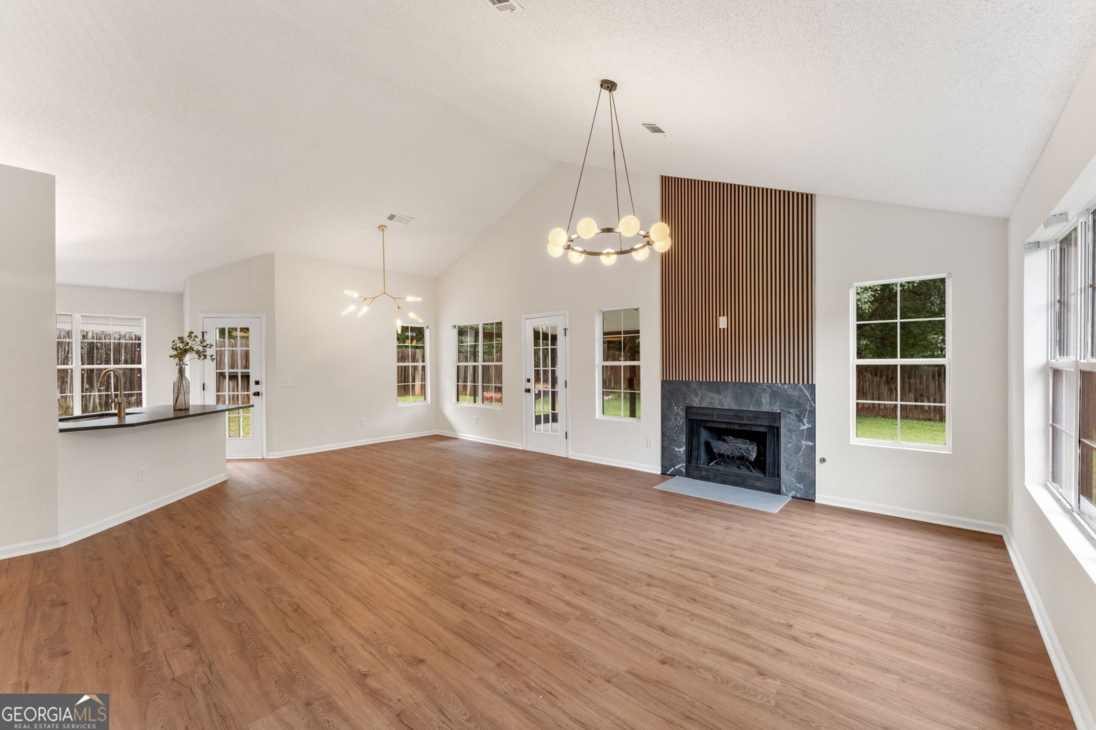 2194 Tyrone Court Marietta - Photo 12
