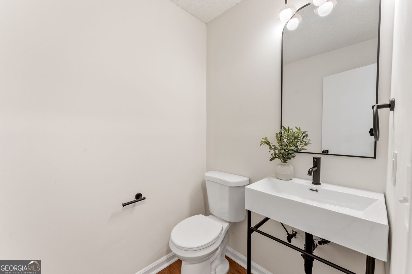 2194 Tyrone Court Marietta - Photo 15