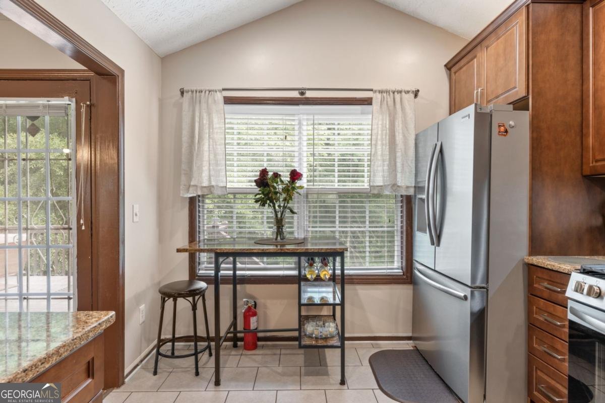 1126 Whatley Mill Lane Lawrenceville - Photo 12