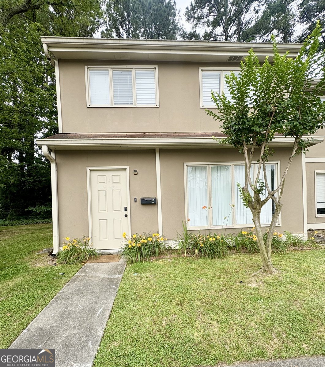 1812 Ashborough Road Marietta - main photo