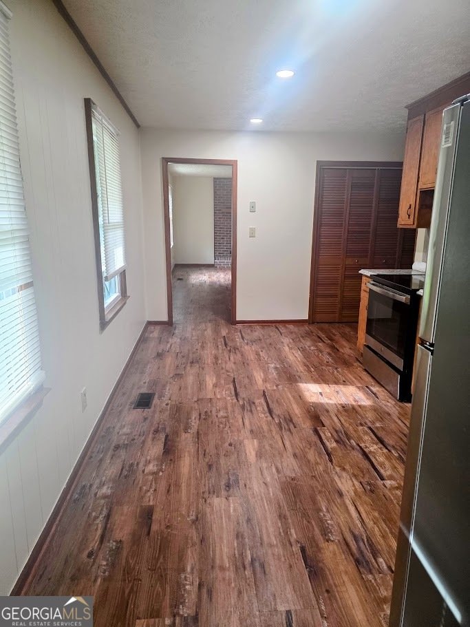 128 Hillview Thomaston - Photo 8