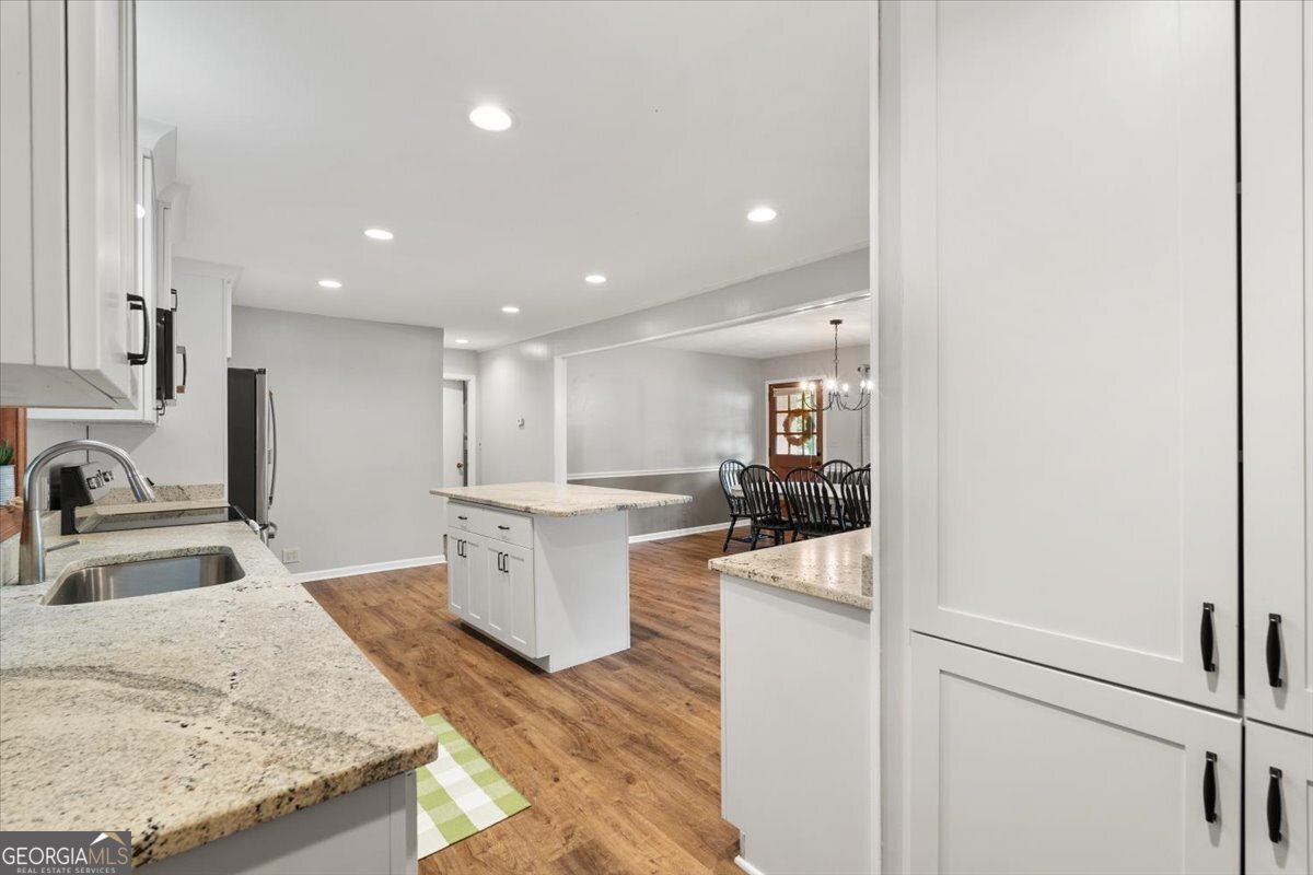 2678 Lakeview Drive Conyers - Photo 13