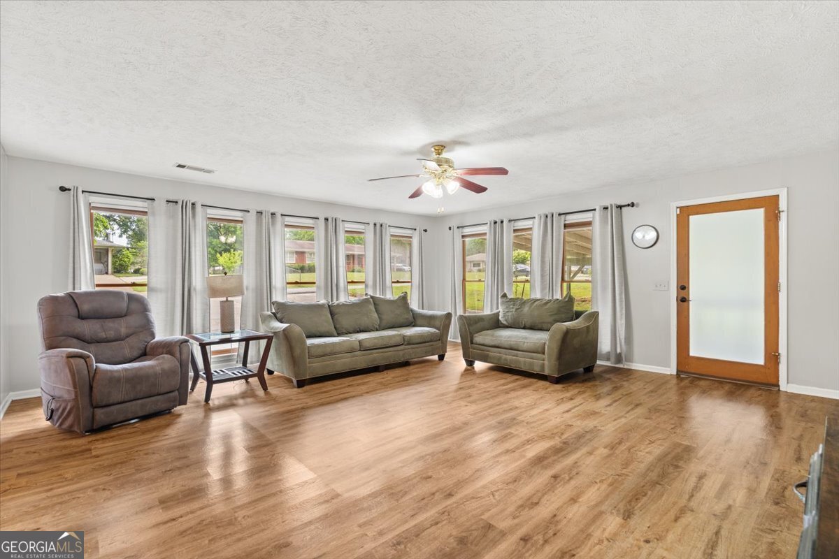 2678 Lakeview Drive Conyers - Photo 15
