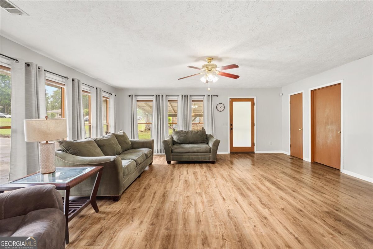 2678 Lakeview Drive Conyers - Photo 16