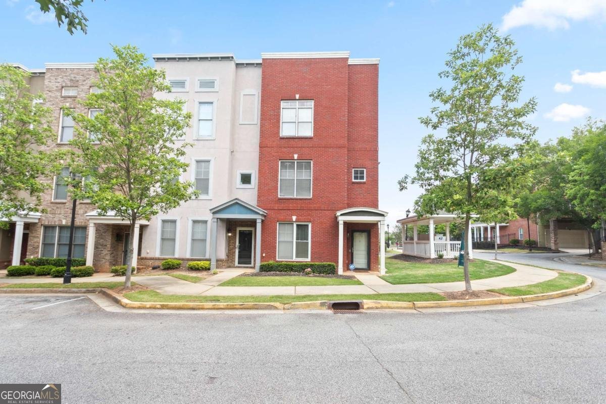 775 Liberty Commons Drive Atlanta - main photo