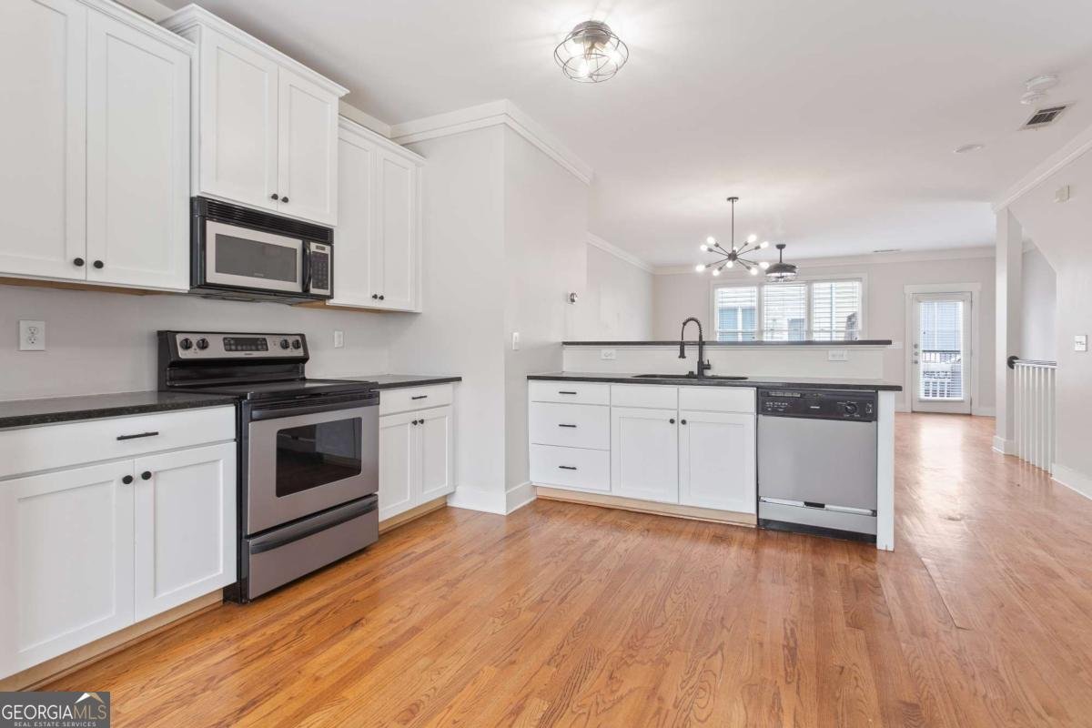 775 Liberty Commons Drive Atlanta - Photo 11