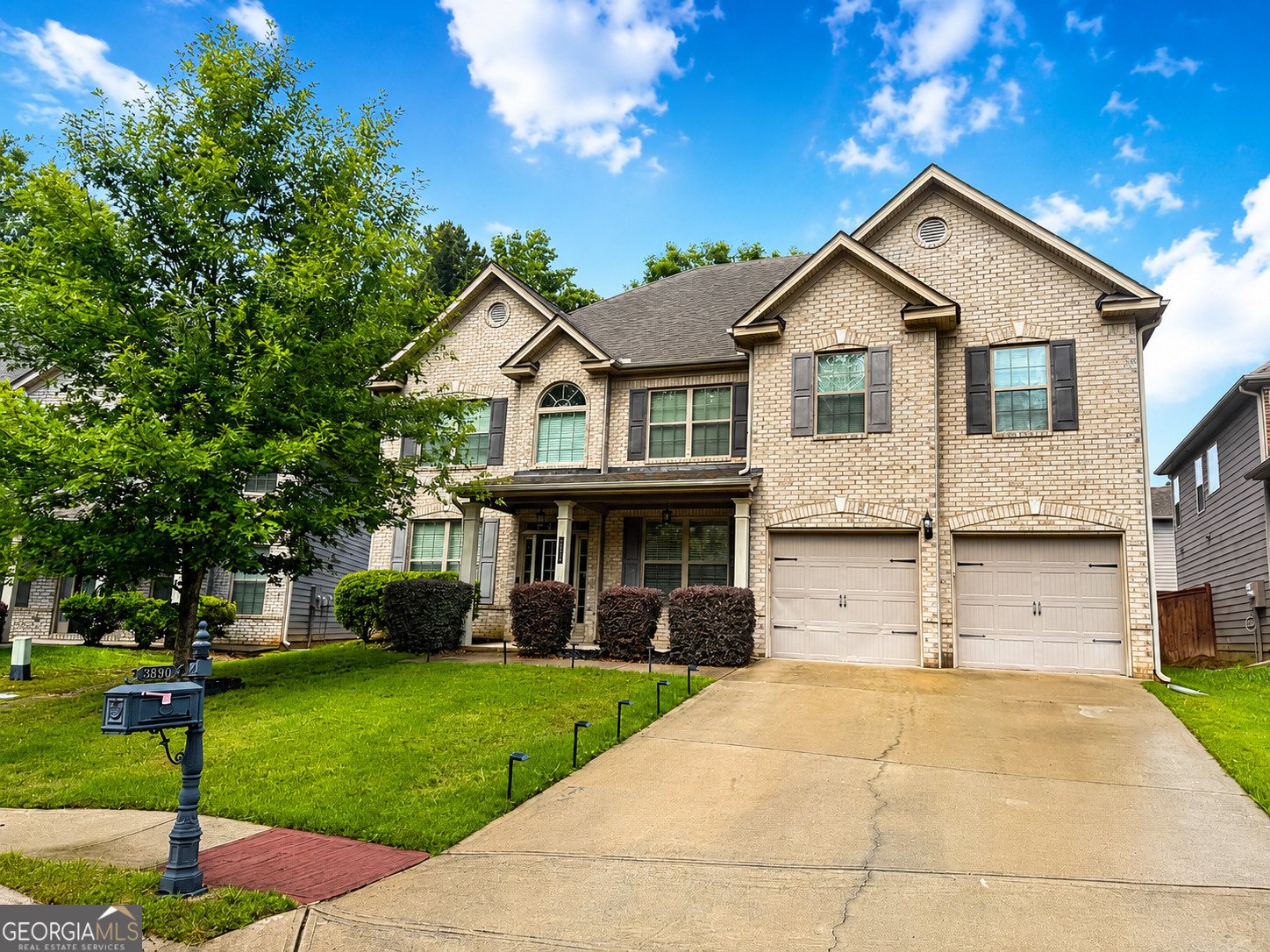3590 Lynbrook Lane Loganville - main photo