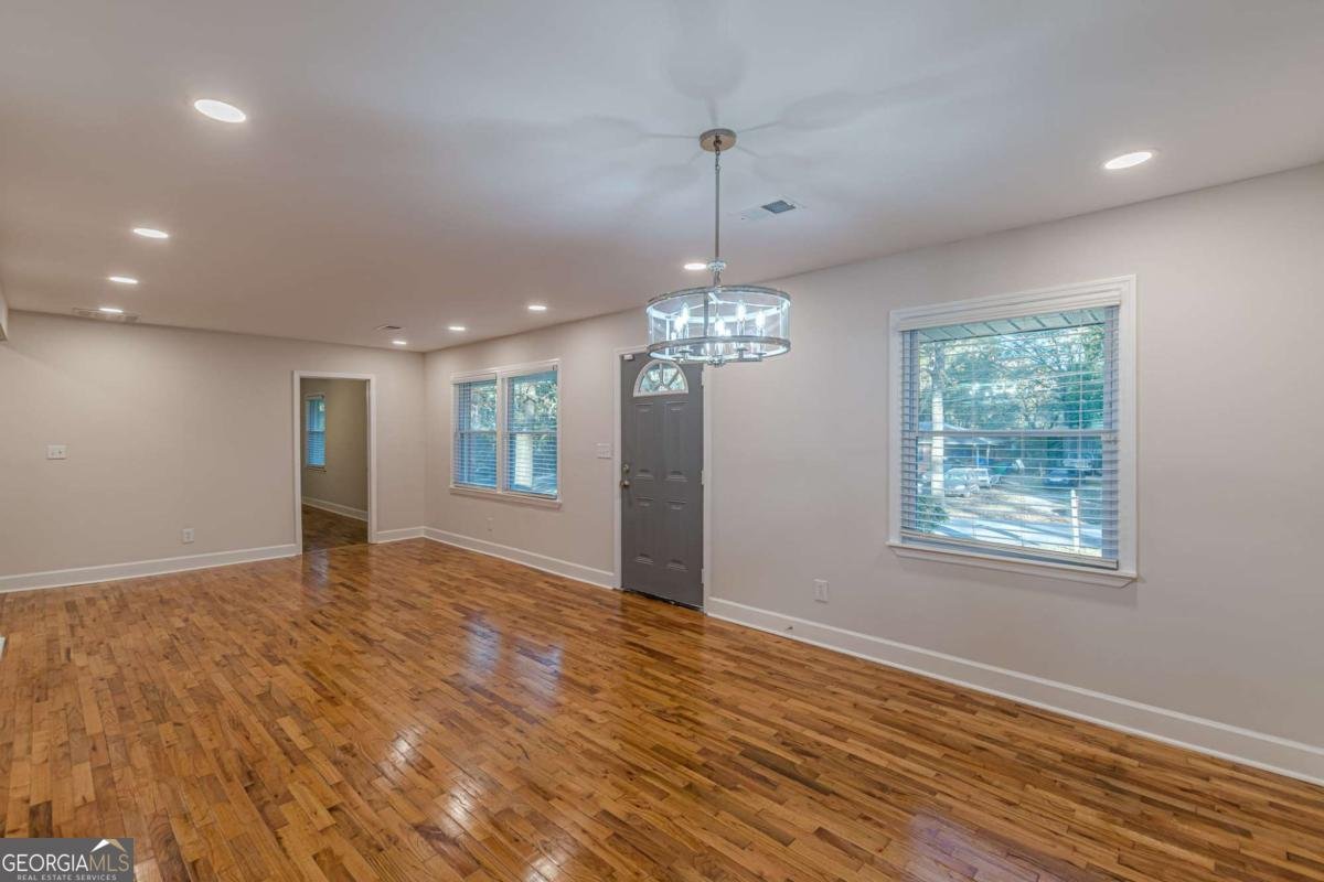 1395 Dennis Drive Decatur - Photo 8