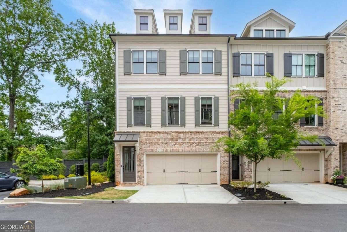 1033 Endeavour Court Marietta - main photo