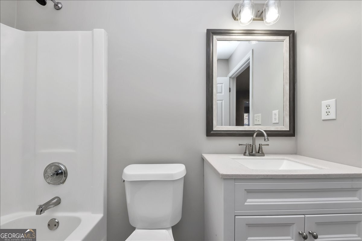 360 Parkway Road Union City - Photo 15