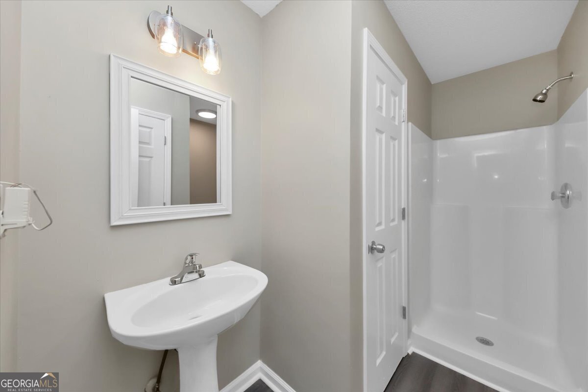 360 Parkway Road Union City - Photo 24