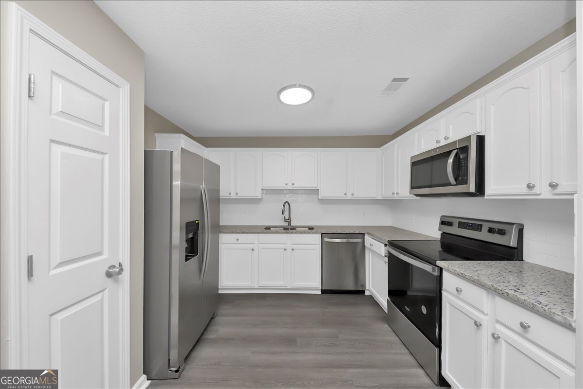 360 Parkway Road Union City - Photo 6