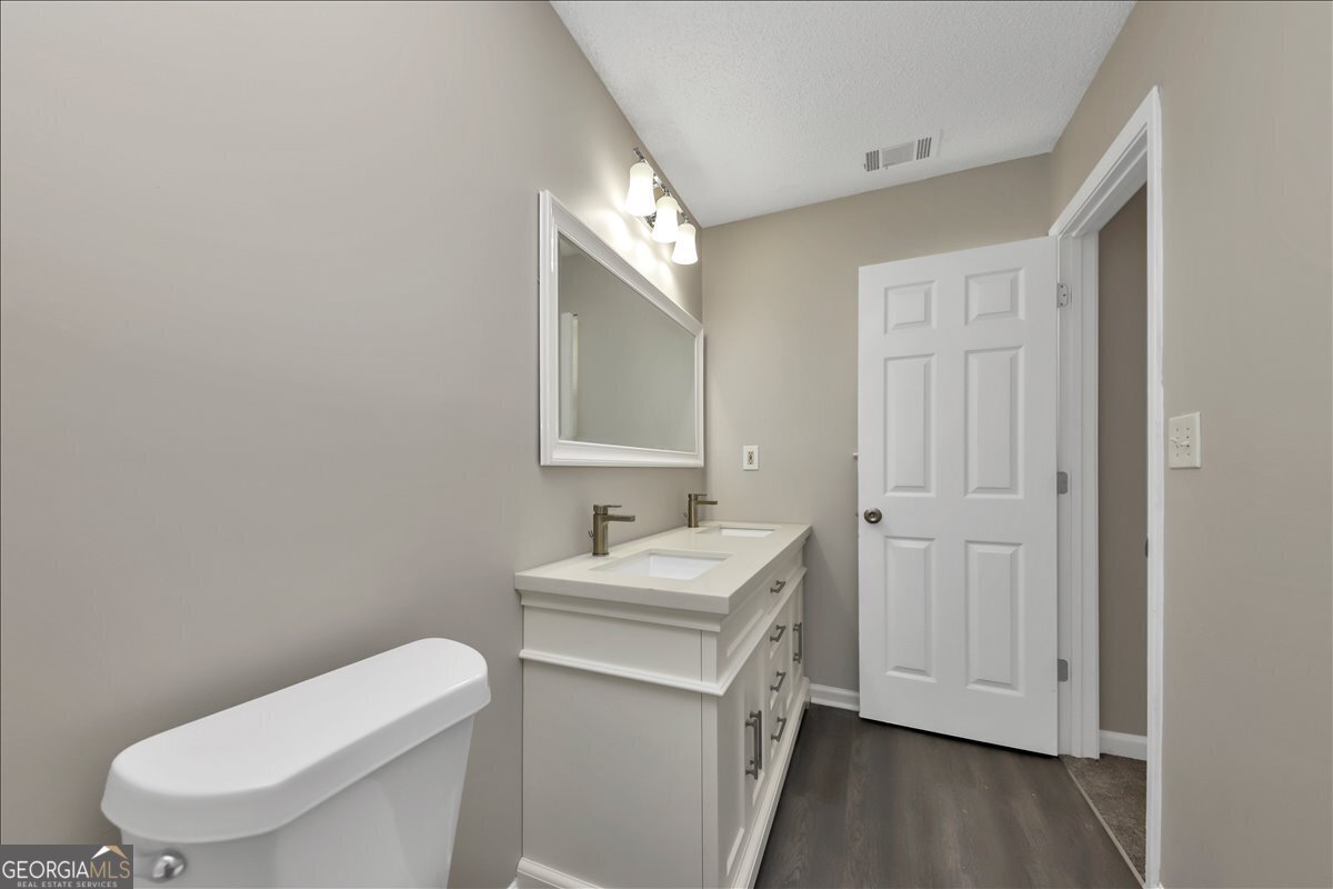 360 Parkway Road Union City - Photo 8