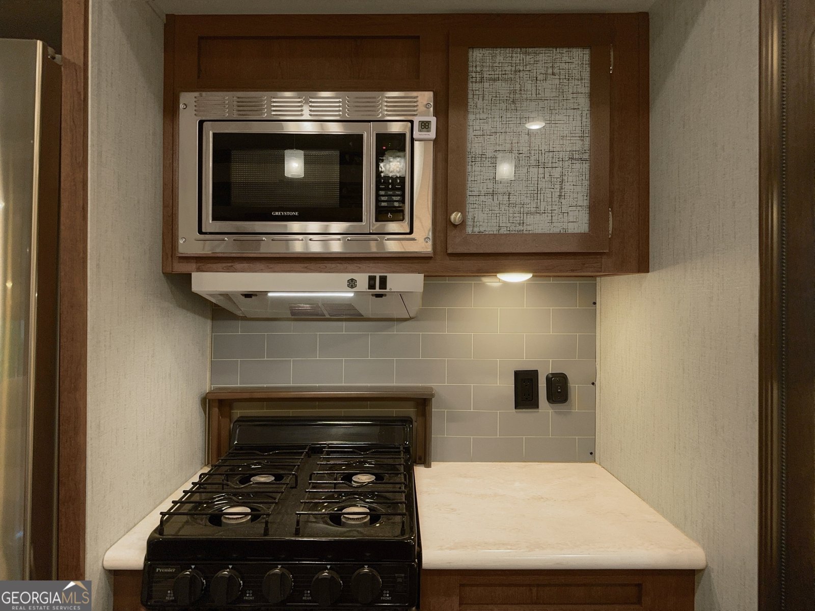 1085 Mountain Shadows Drive Cleveland - Photo 10