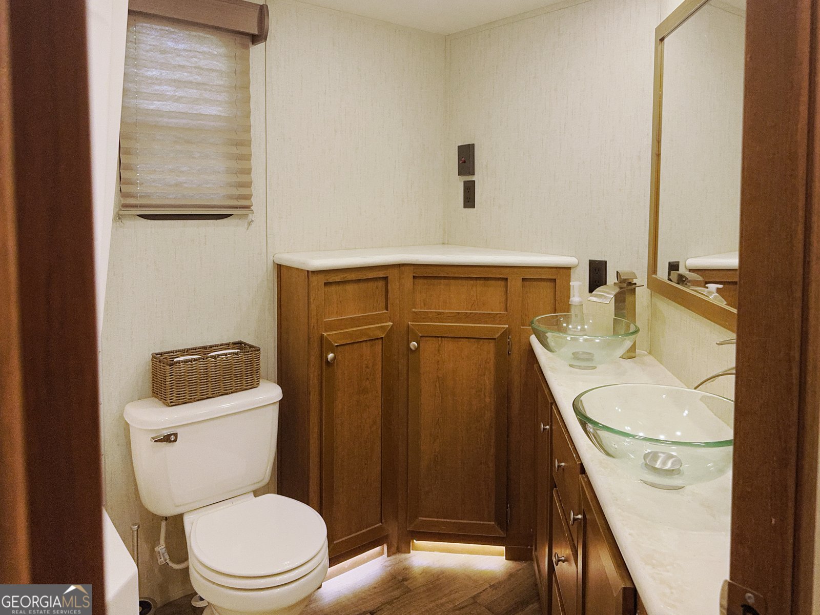 1085 Mountain Shadows Drive Cleveland - Photo 18