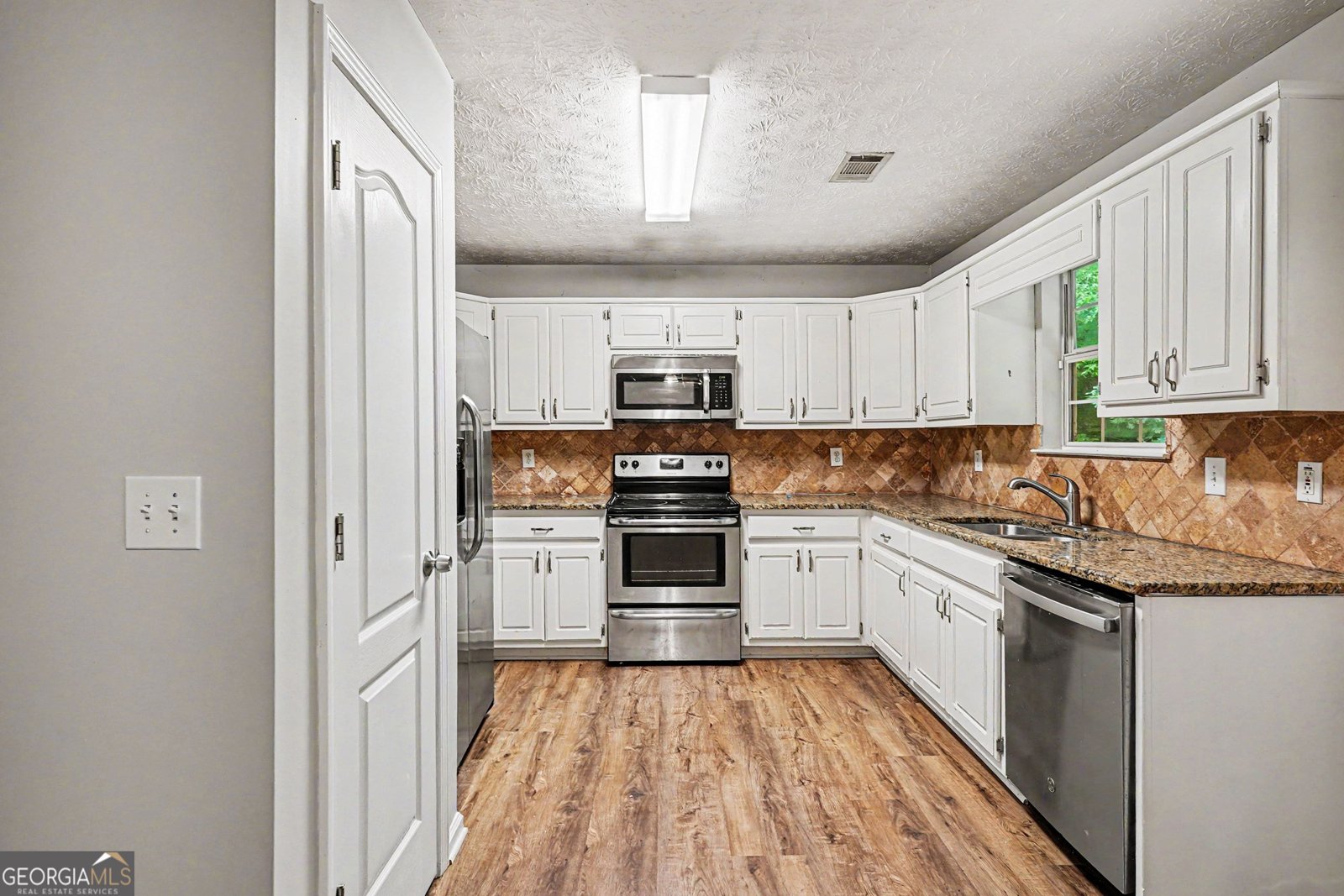 253 Pebble Creek Drive Mcdonough - Photo 11