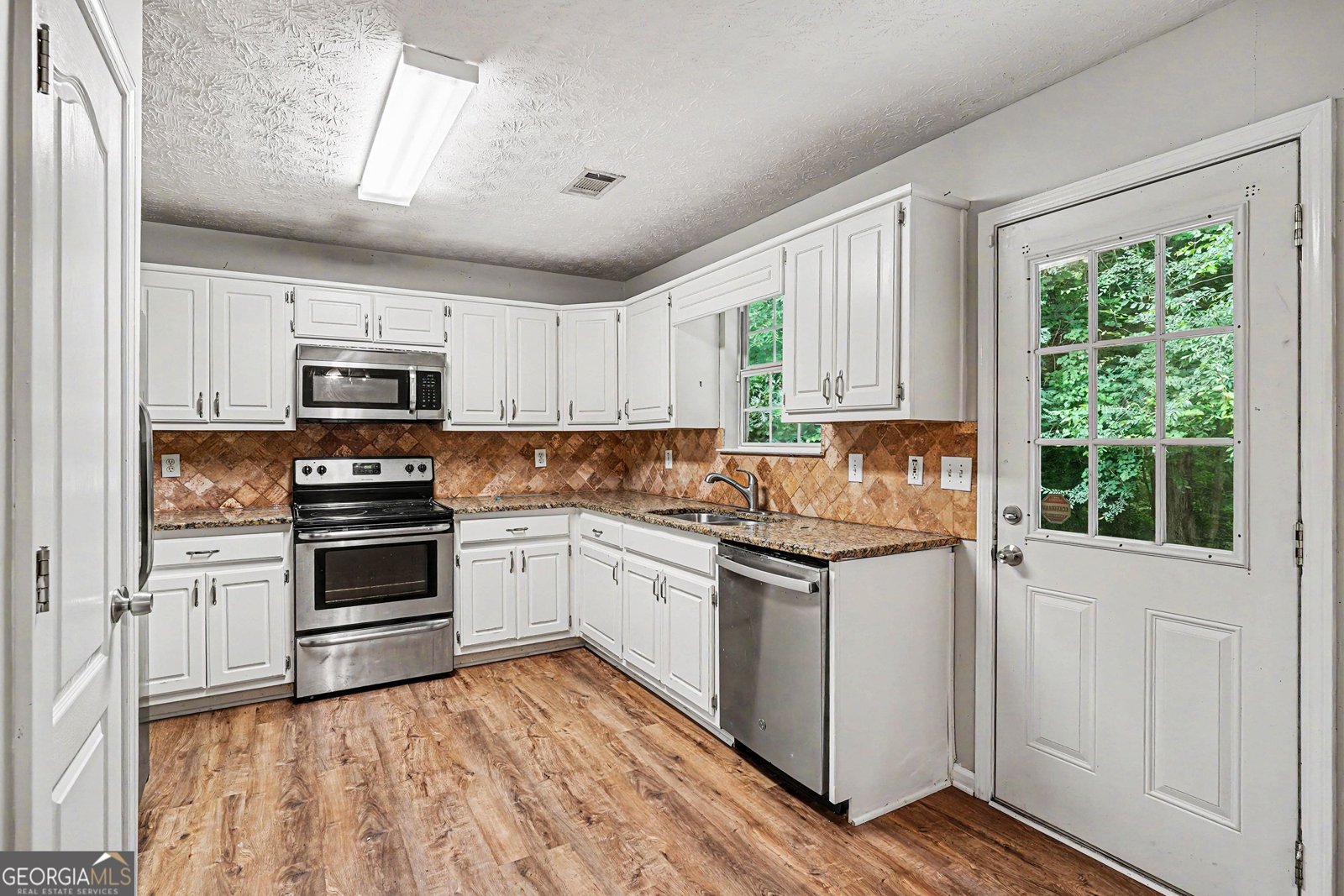 253 Pebble Creek Drive Mcdonough - Photo 12