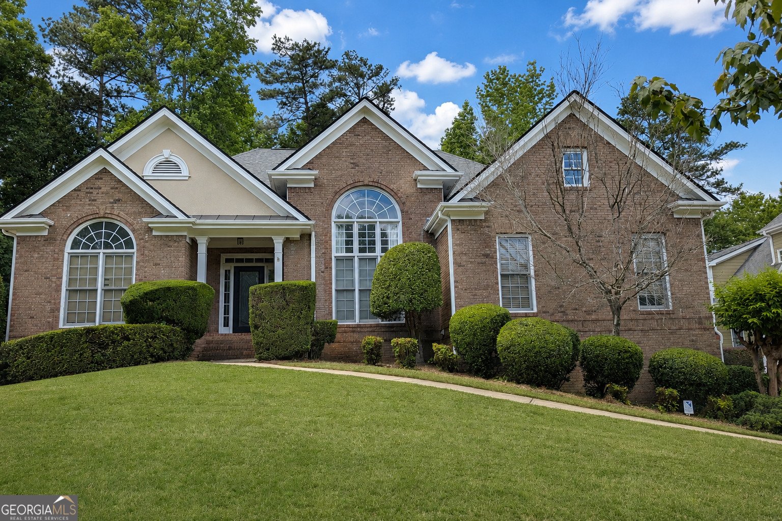 3483 Pinemont Drive Douglasville - main photo