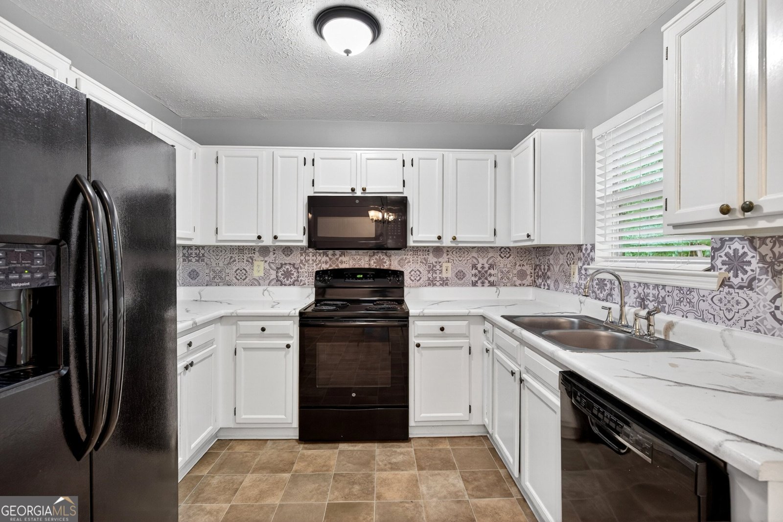 126 Doe Run Drive Sharpsburg - Photo 13