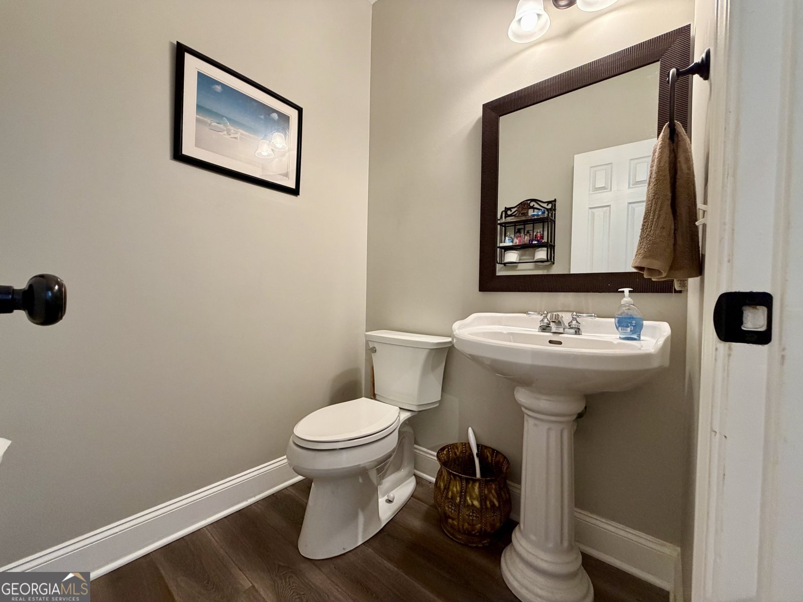63 Centerport Drive White - Photo 7