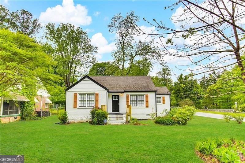 2487 Sylvan Road East Point - main photo