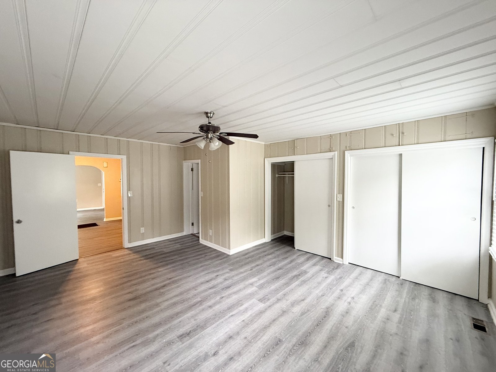 2487 Sylvan Road East Point - Photo 13