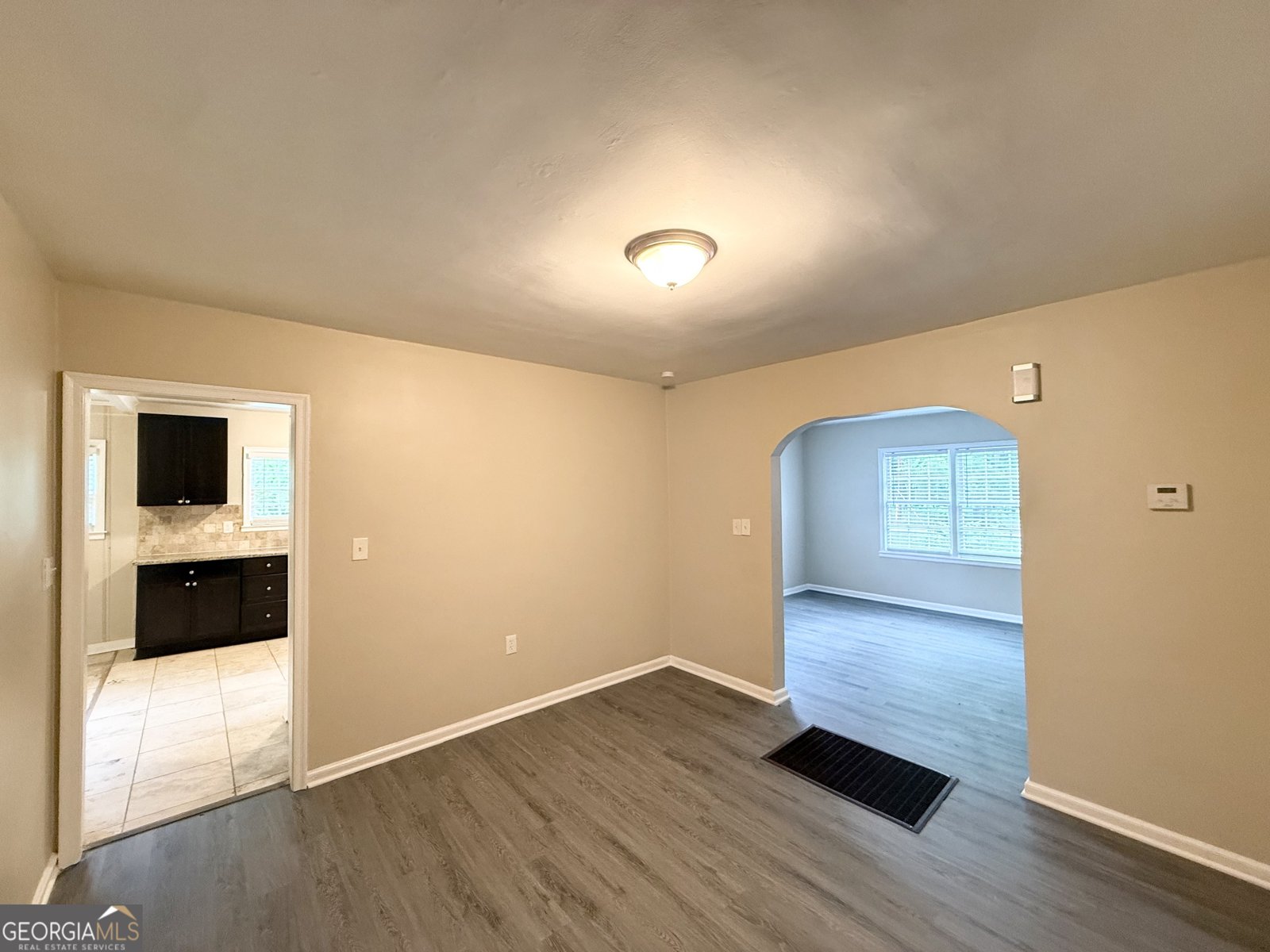 2487 Sylvan Road East Point - Photo 7