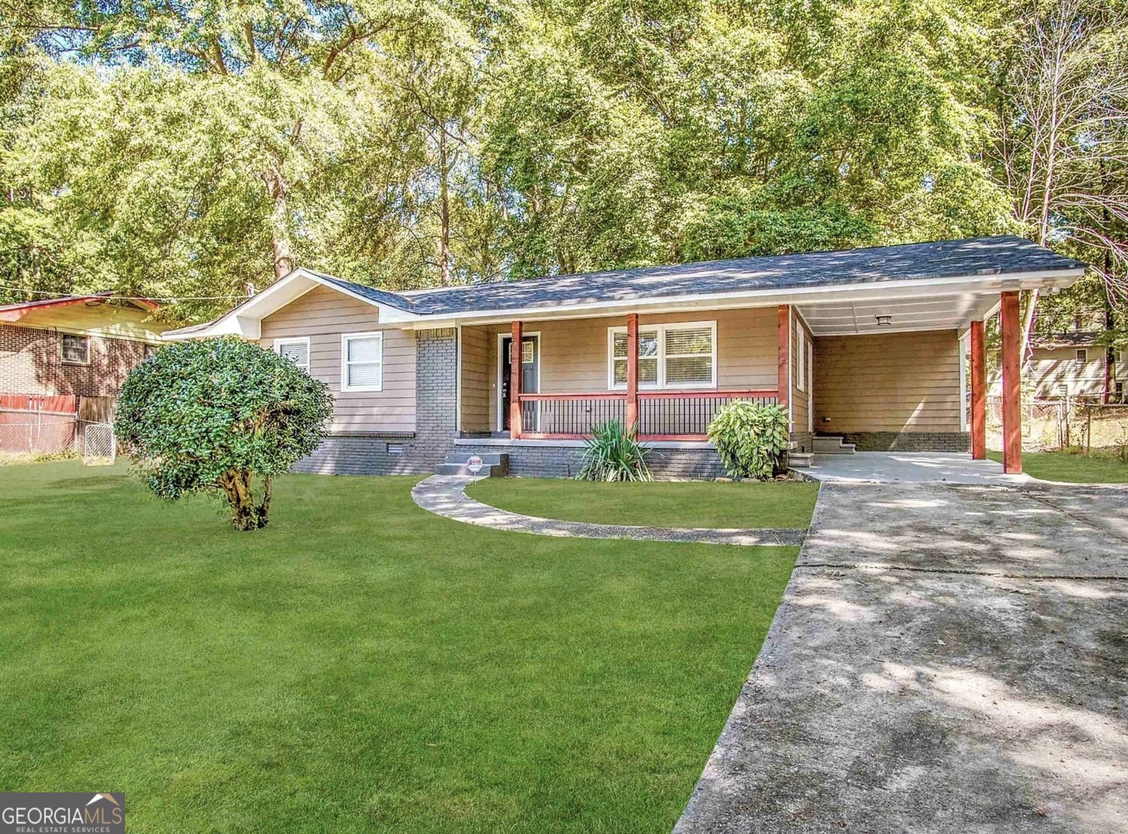 3345 Eisenhower Circle Atlanta - main photo