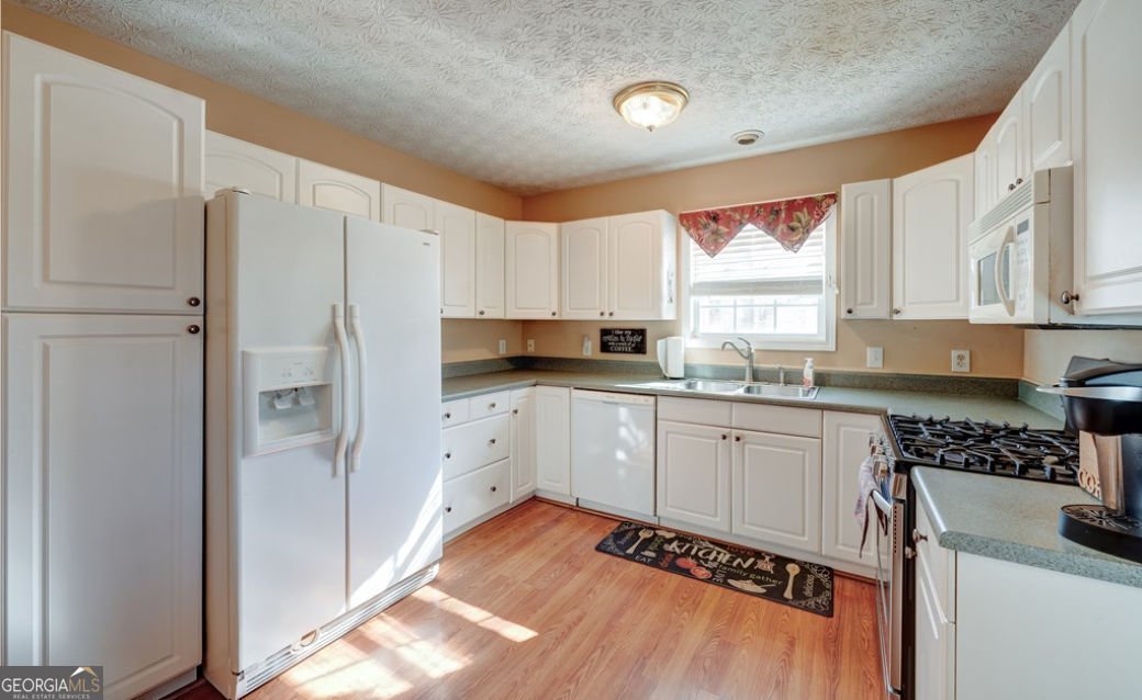 472 Eagle Mountain Drive Ellijay - Photo 7
