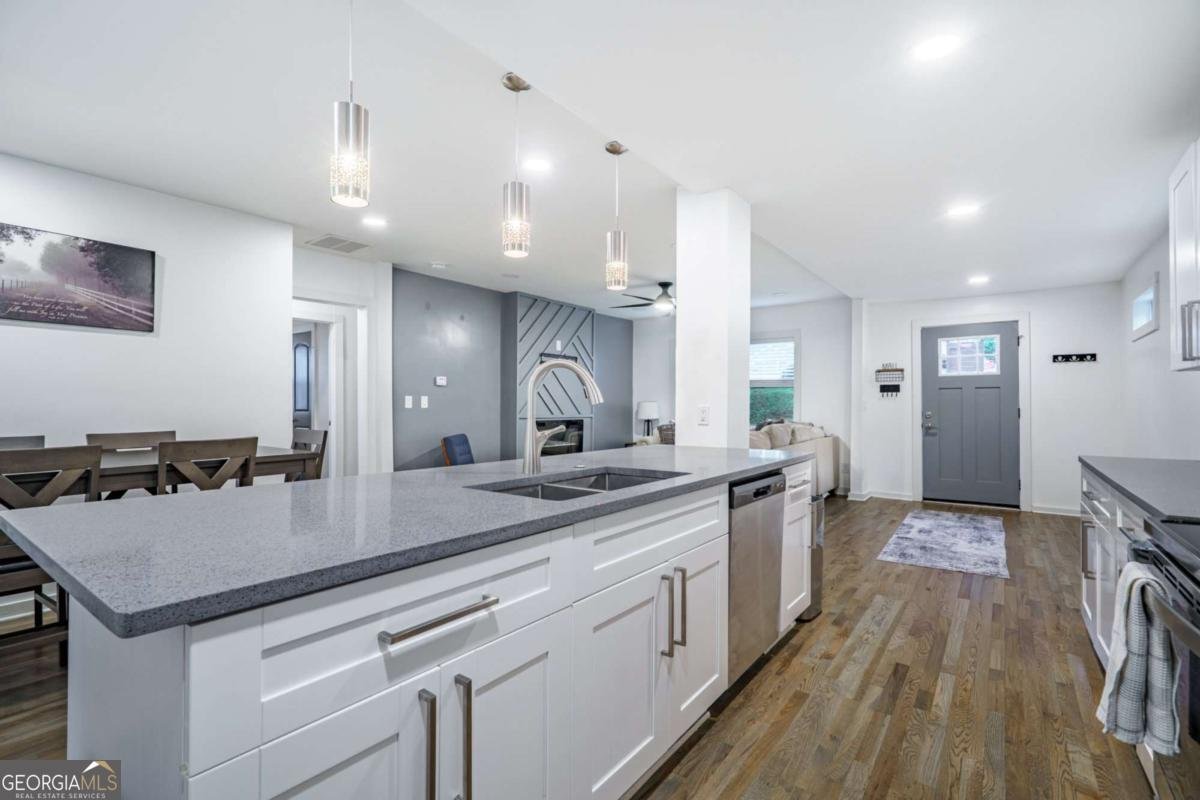 577 Commercial Avenue Atlanta - Photo 9